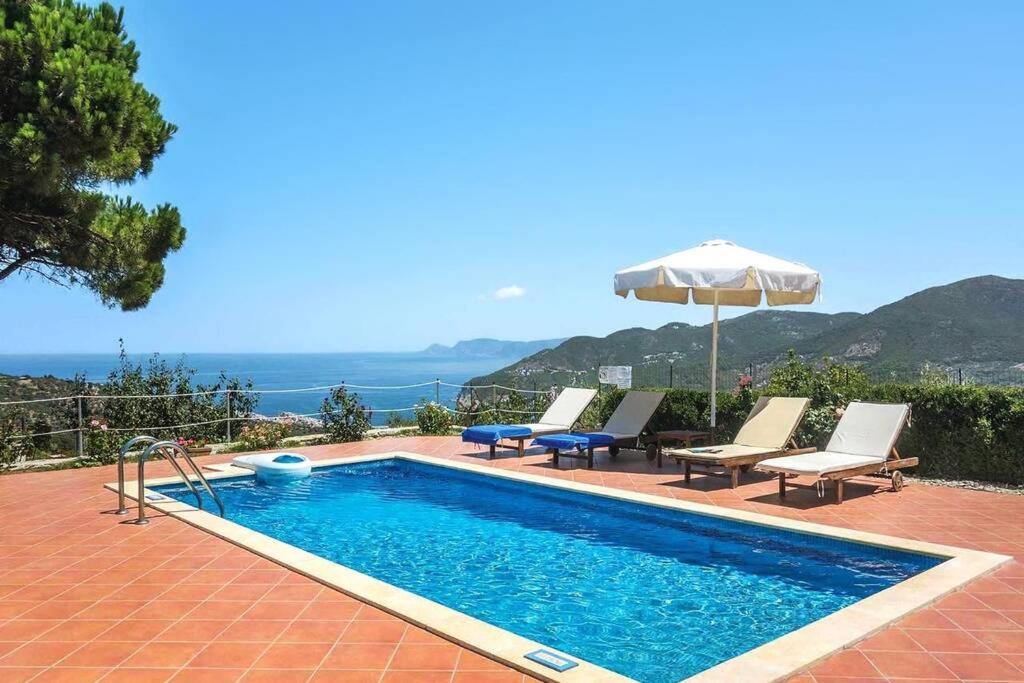 Villa Ouranos In Pefkias 스코펠로스 타운 외부 사진